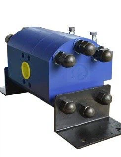 উচ্চ মানের জলবাহী গিয়ার ফ্লো ডিভাইডার